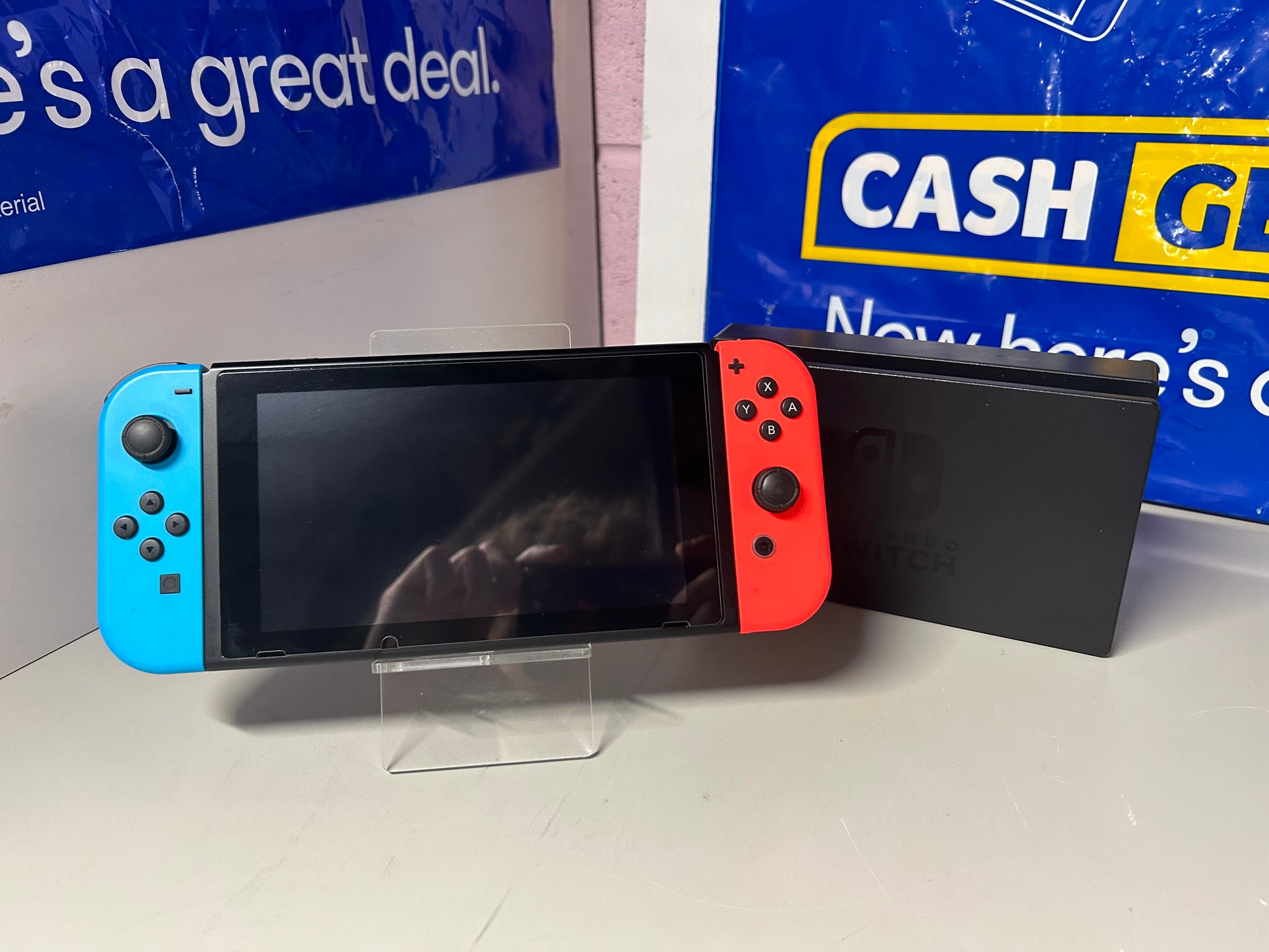 Switch Console 32GB  Neon Red/Blue Joy-Con, Boxed
