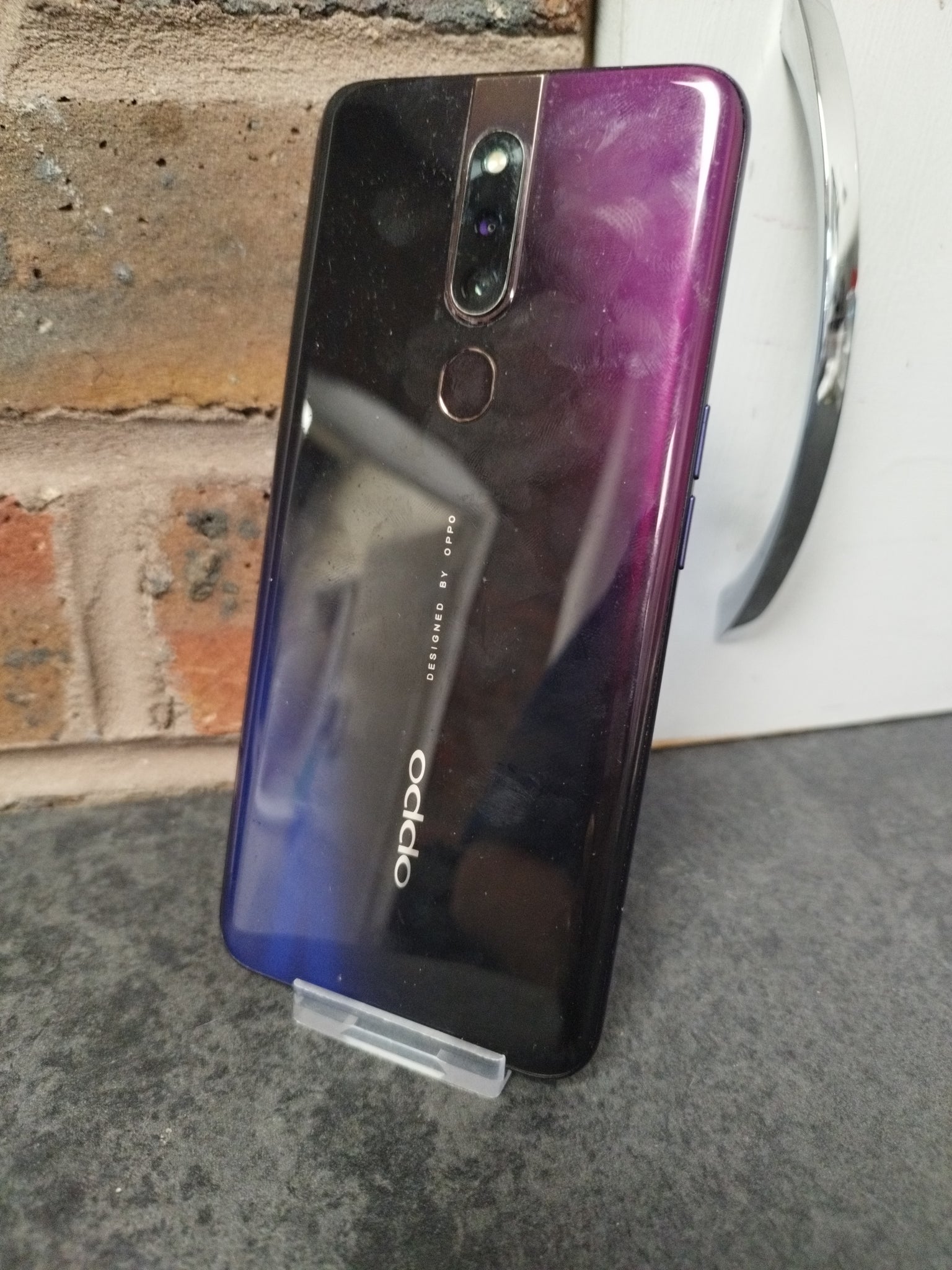 Oppo F11 Pro (Thunder Black, 128 GB, 6 GB RAM)