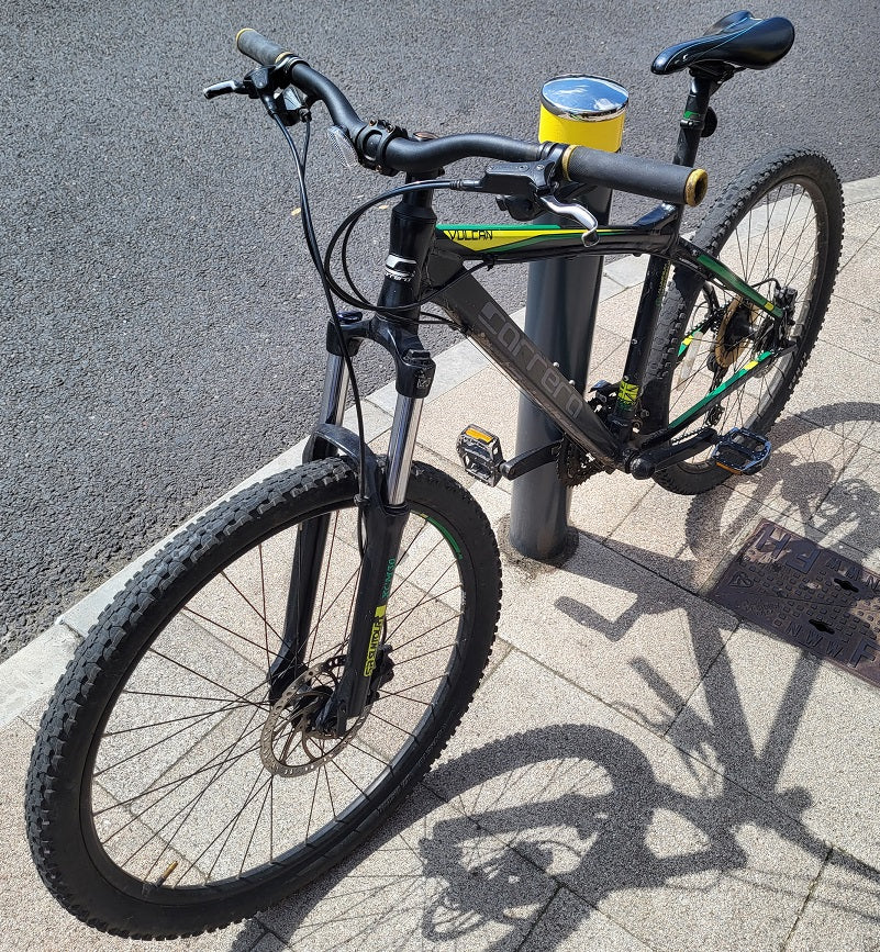 CARRERA VULCAN LARGE 18" FRAME - 27.5" WHEELS - 27 Gears
