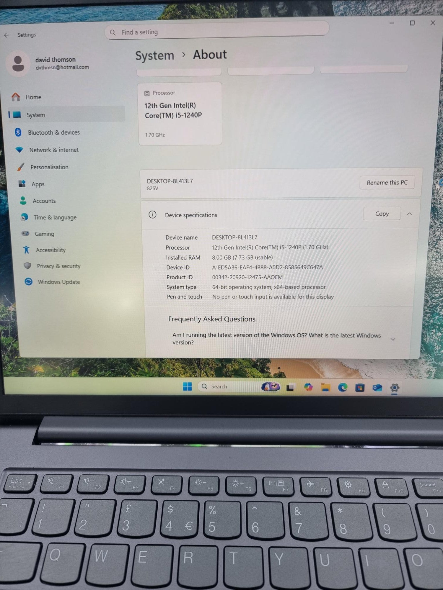 Lenovo Yoga Slim 7 Pro 14" Laptop (Intel i5-1240P, 8GB RAM, 512GB SSD,