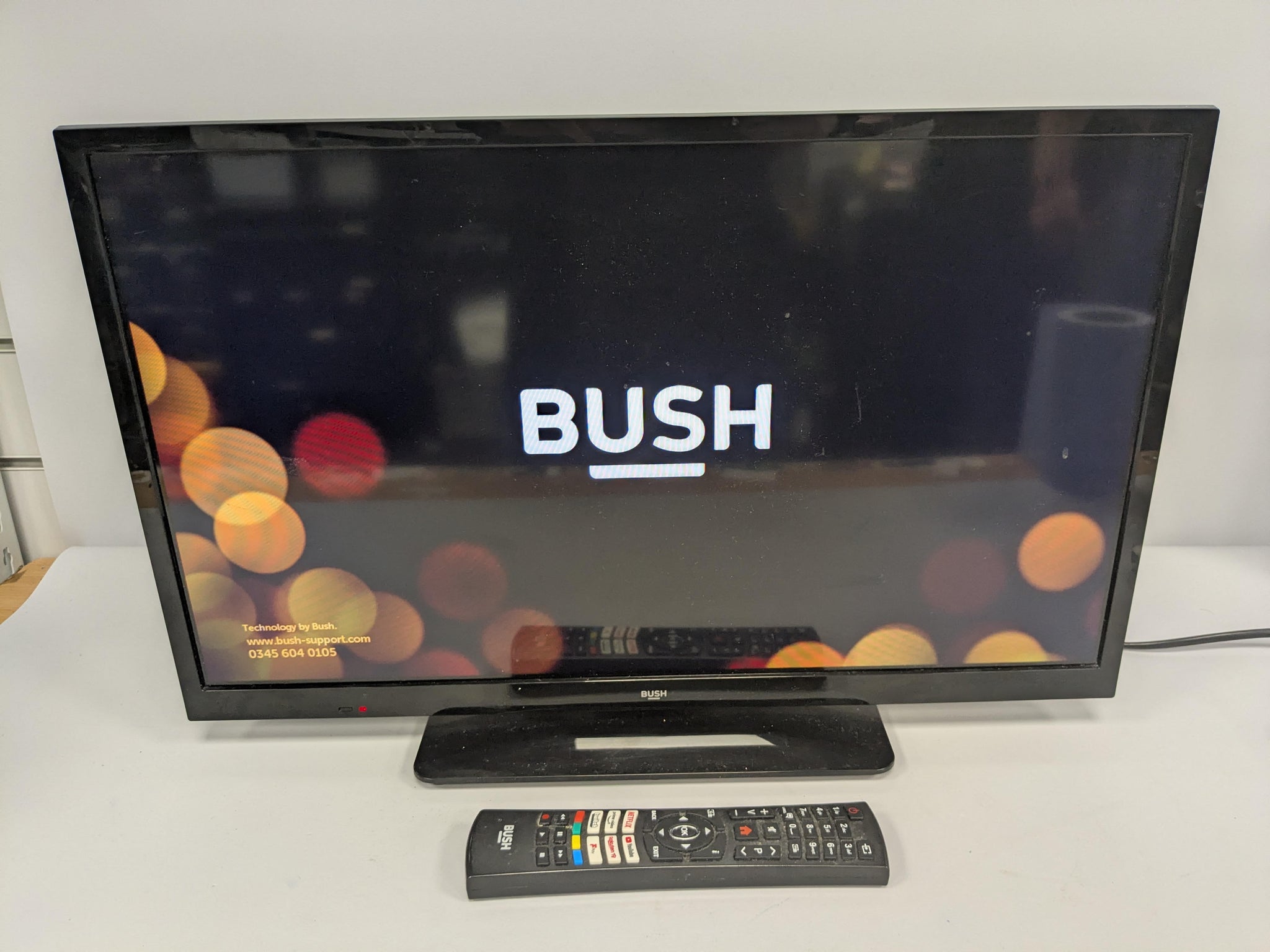 Bush 24 Inch HD Ready Smart HDR LED TV ELED24HDSA