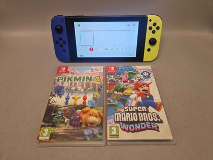 Nintendo Switch Console Bundle. 32gb console with accessories and 2 games, Pikmin 4 and Mario Bros Wonder