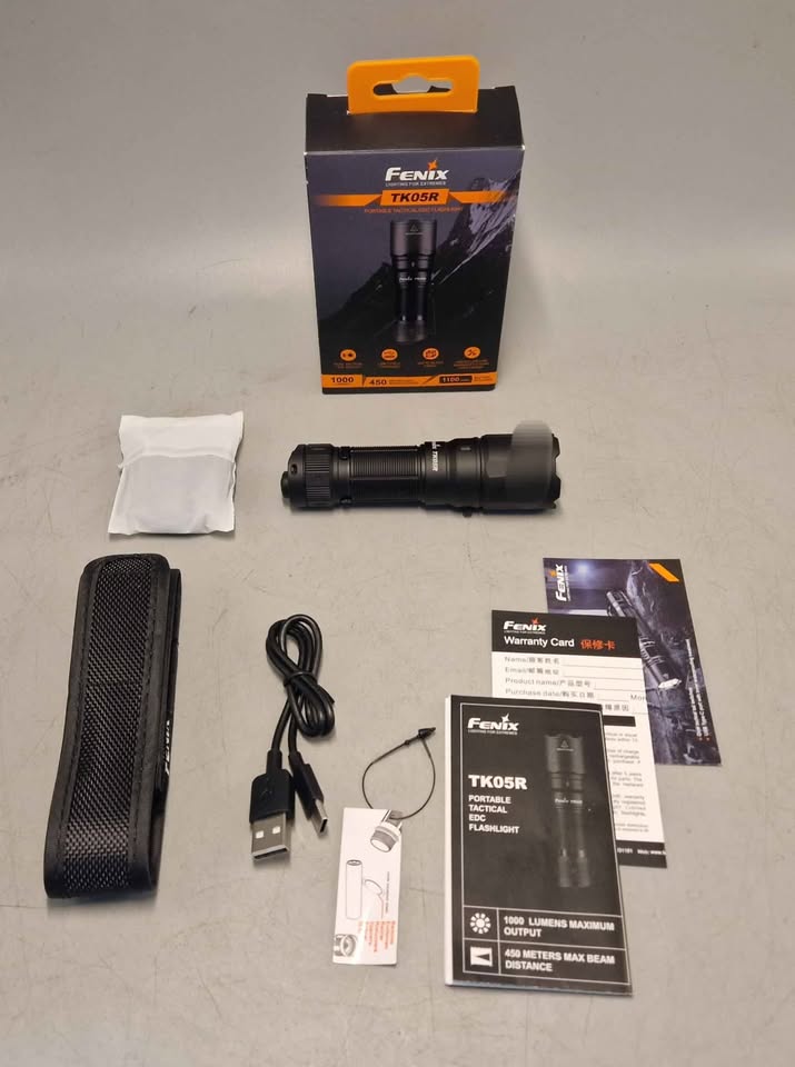 Fenix TK05R Tactical Mini LED torch, 1000 Lumen Max, boxed