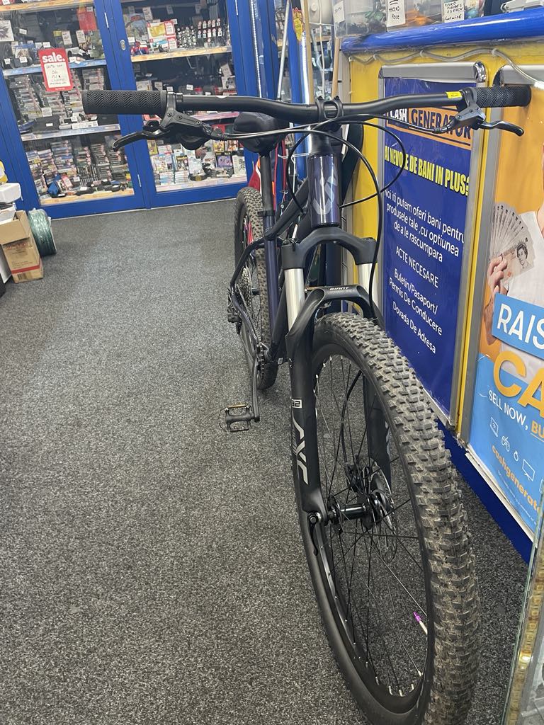 LIV EMBOLDEN 2 29"