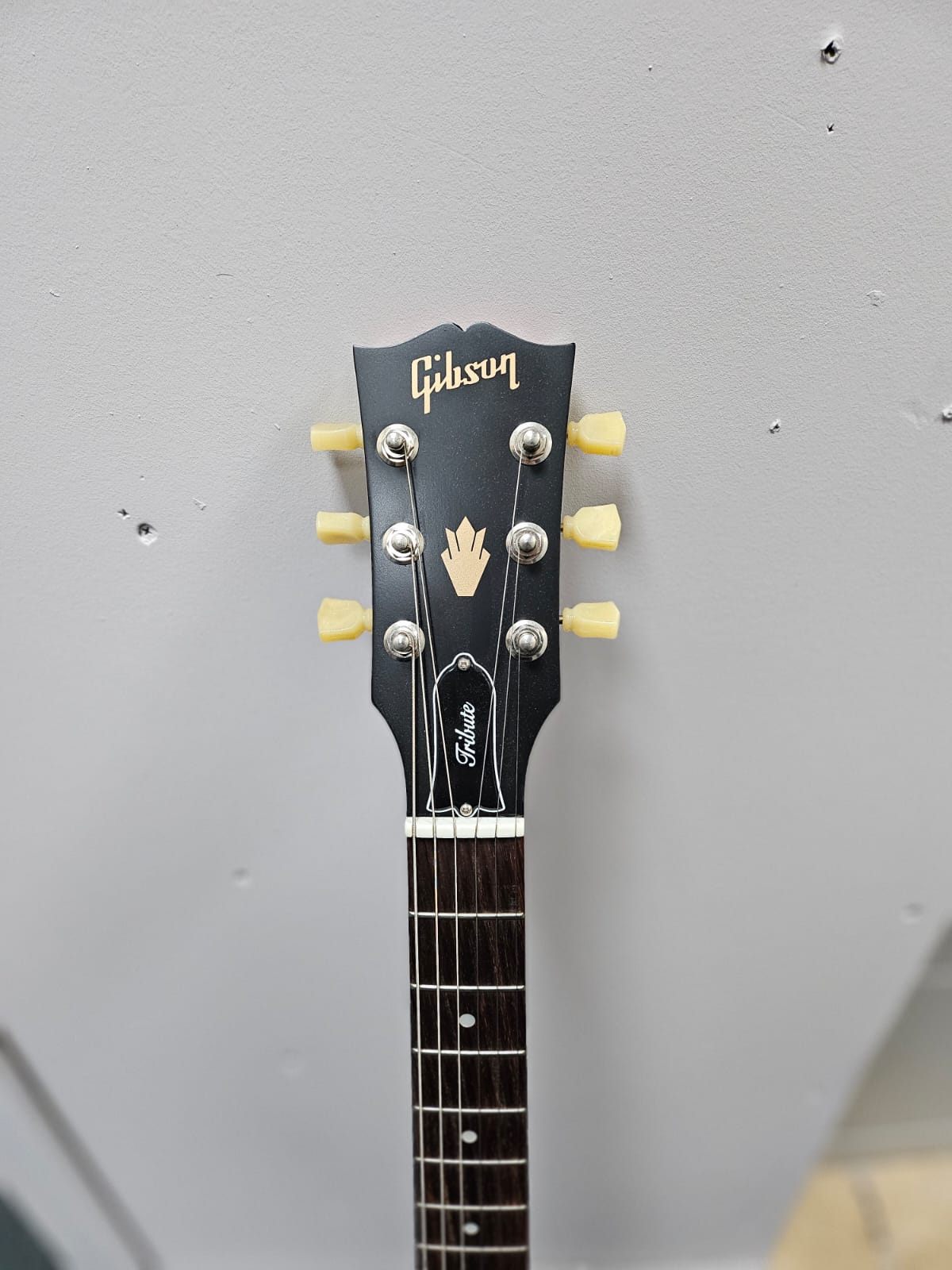 Gibson SG Tribute USA 2022 Cherry Satin