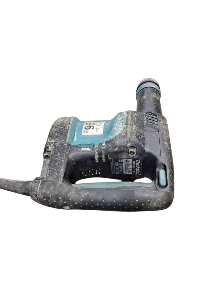 Makita 110v HM0871C SDS Max Demolition Hammer Drill - RRP £399 **VERY WORN**