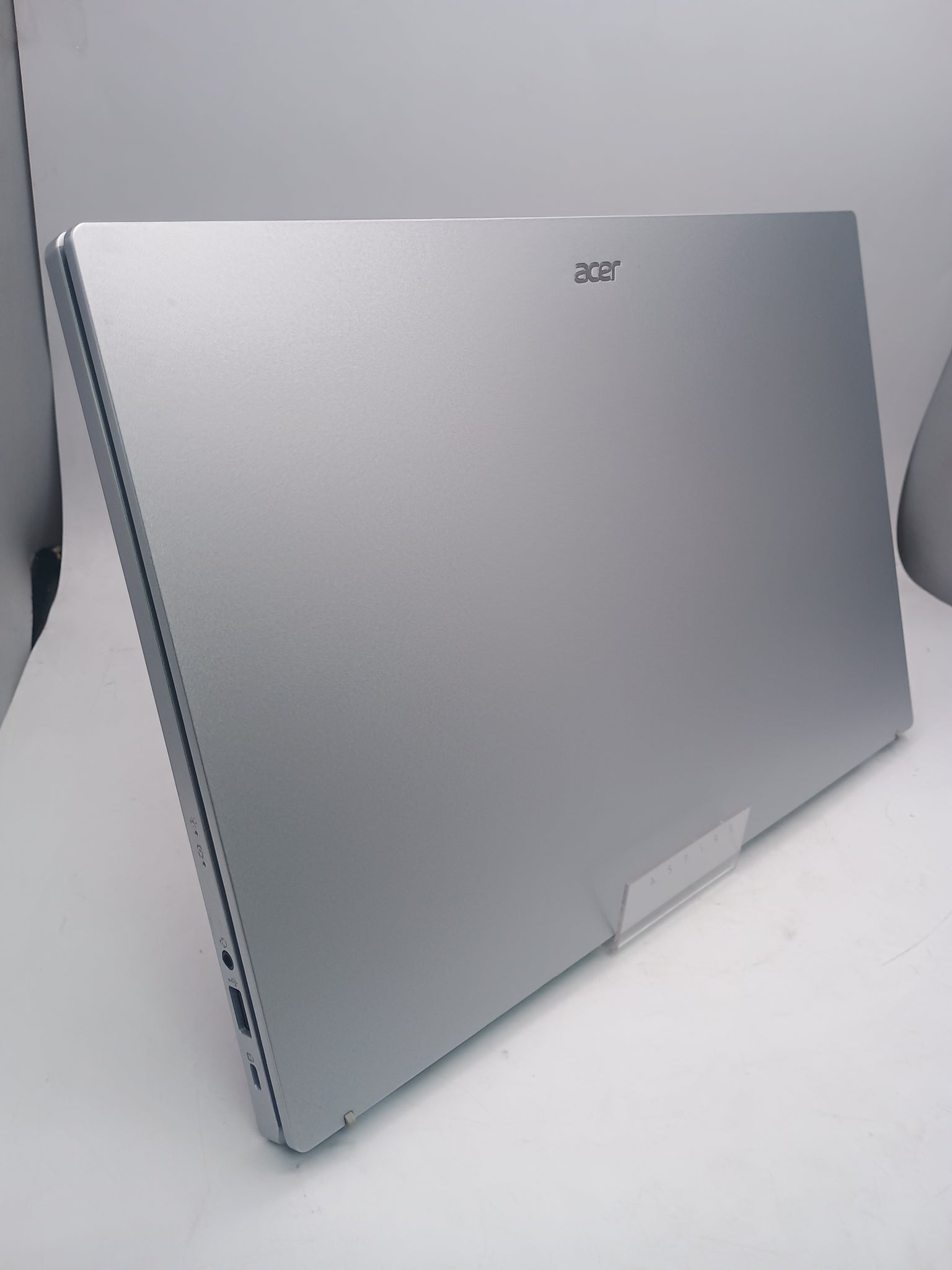 Acer Aspire Go 15 15.6" Intel Core i5 Laptop 4GB RAM 128GB SSD