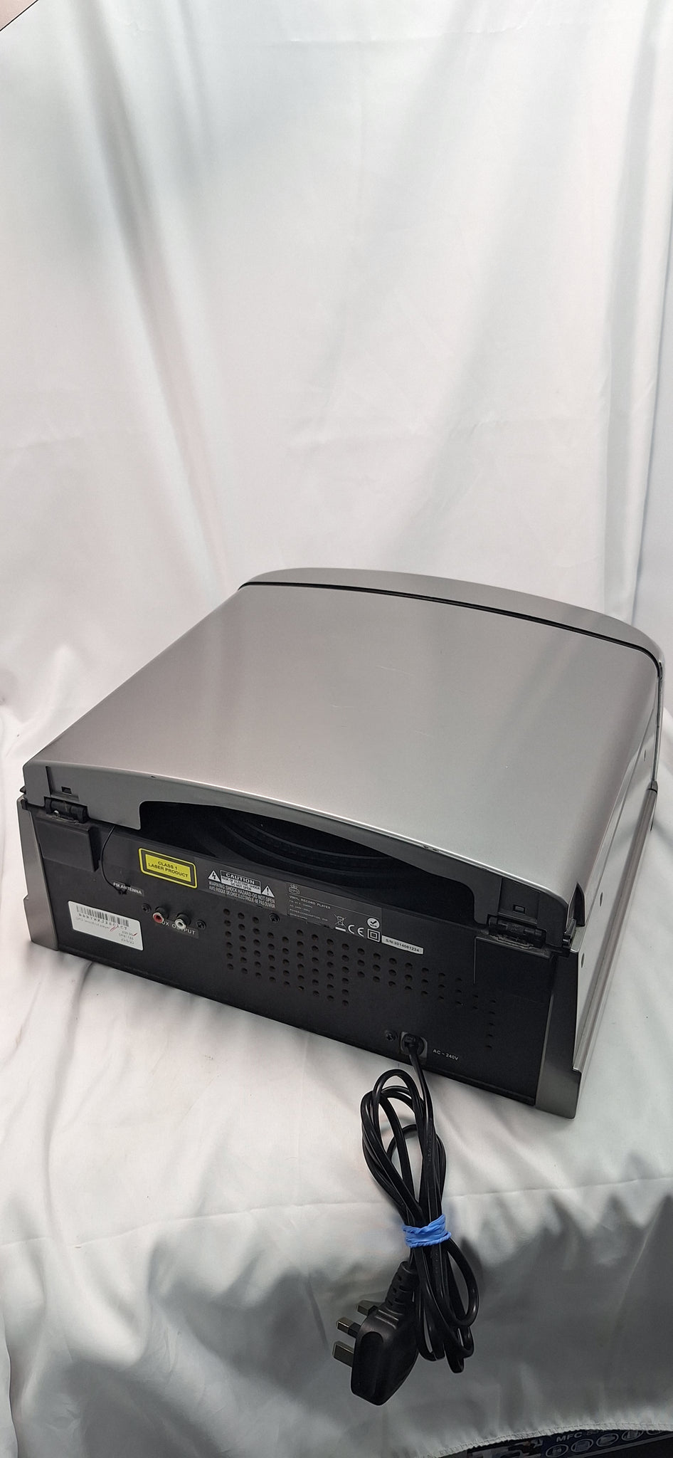 GPO record/cd player with mp3, USB and SD memory card slot. Unboxed