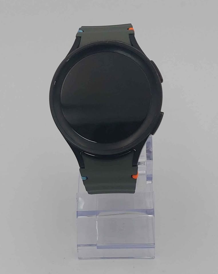 Samsung Galaxy Watch5 Pro 45mm 4G (SM-R925) Black, With Charger, Silicone & Metal Based Strap