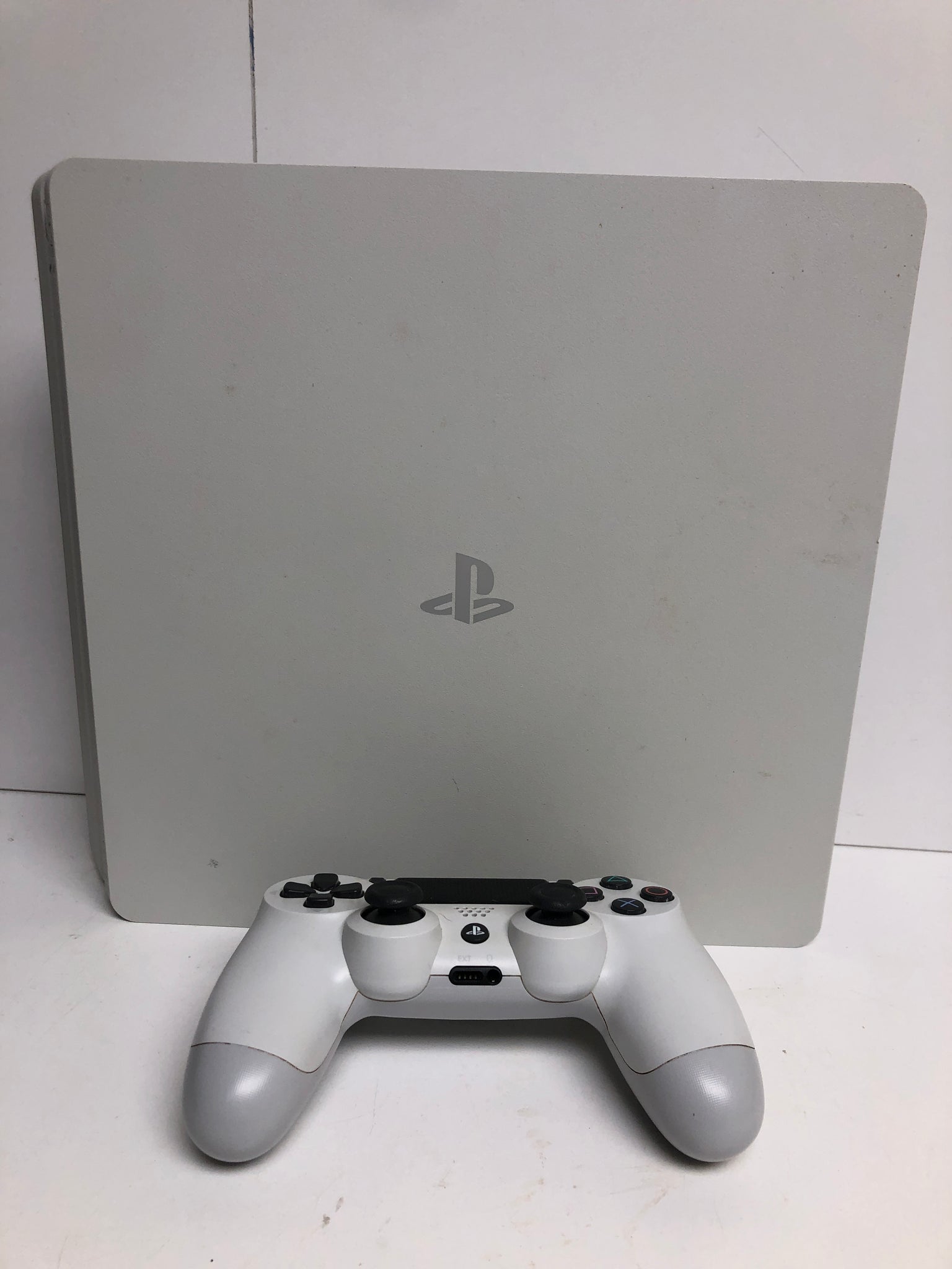 Playstation 4 Slim 1TB White