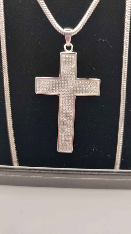 925 hallmarked silver rope style necklace with cross pendent 44.7g 24