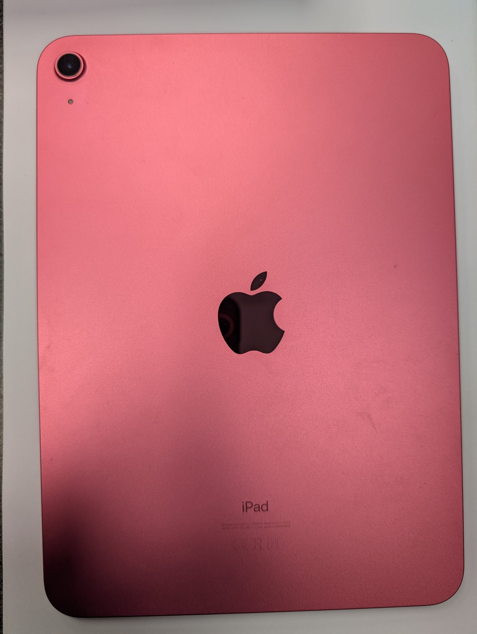 iPad 10th Gen (A2696) - 64GB - Pink