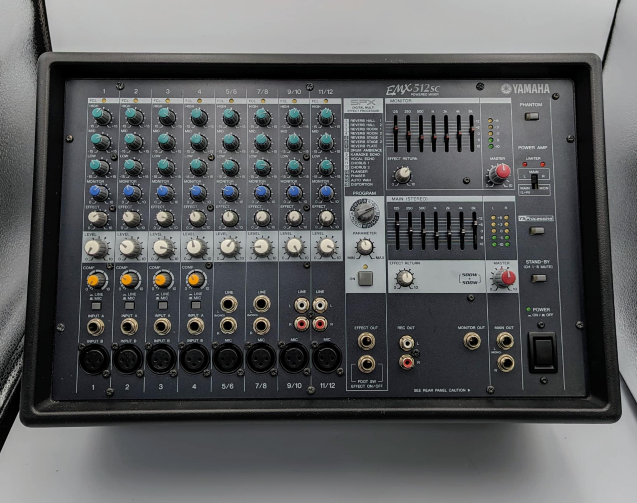 Yamaha EMX512SC 12 Channel 500 Watt Powered Mixer