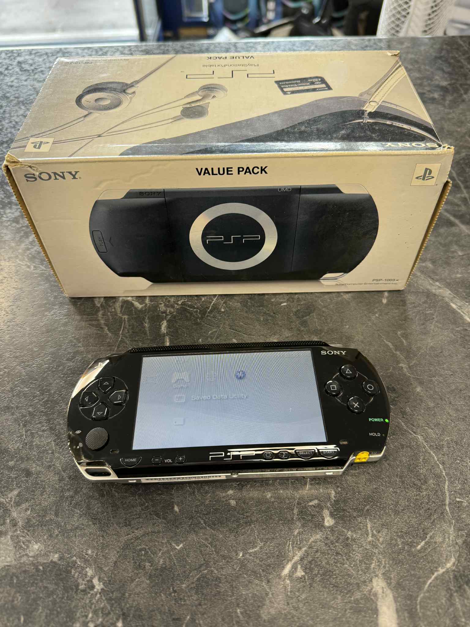 Sony PSP Playstation Portable Value Pack 1003 Handheld Console Black Boxed with games