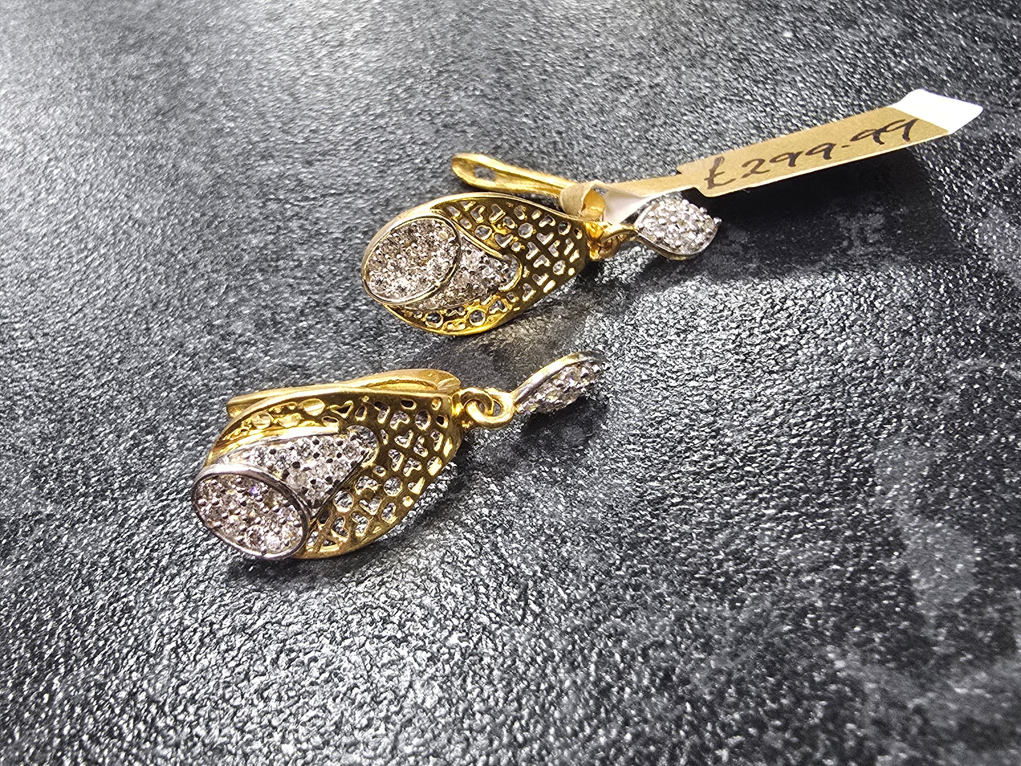 20ct Gold Earrings 3.4Grams