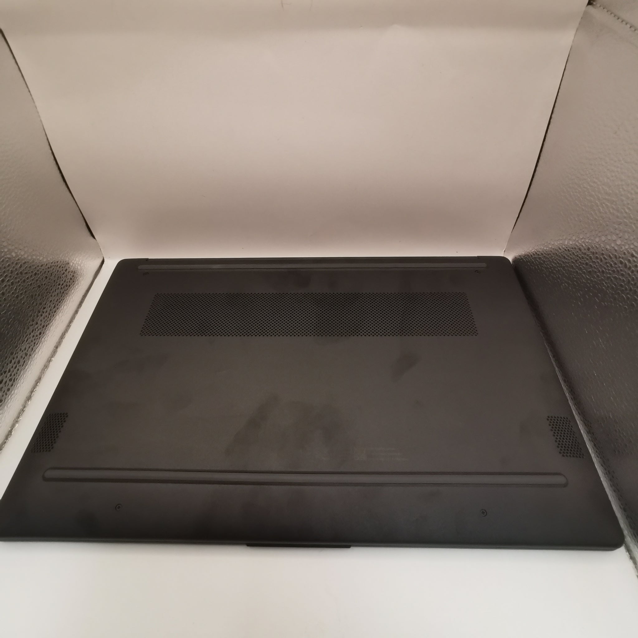 HP 15-FC0018 Ryzen 3 7320U 4GB Ram 128GB SSD 15” screen Windows 11 Boxed with charger