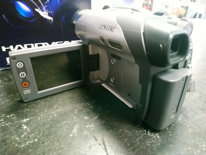 Sony Handycam DCR-DVD105E.