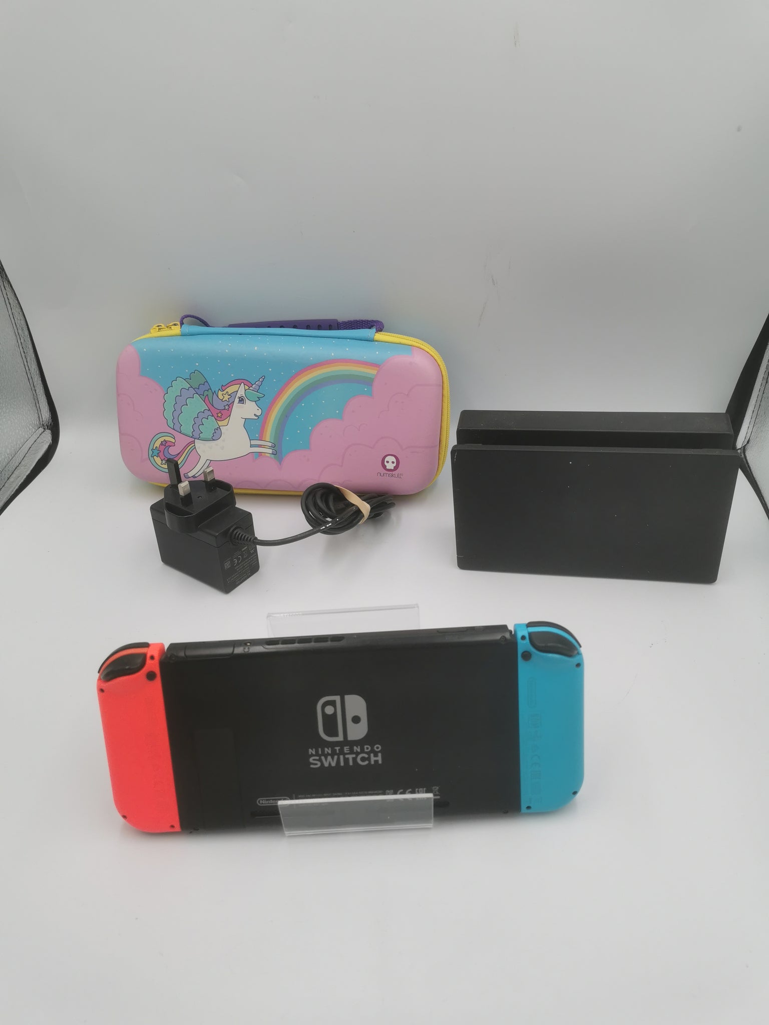 Switch Console, 32gb Hac-001-01 + Mixed Joy-con, Unboxed with charger and dock+ carry case