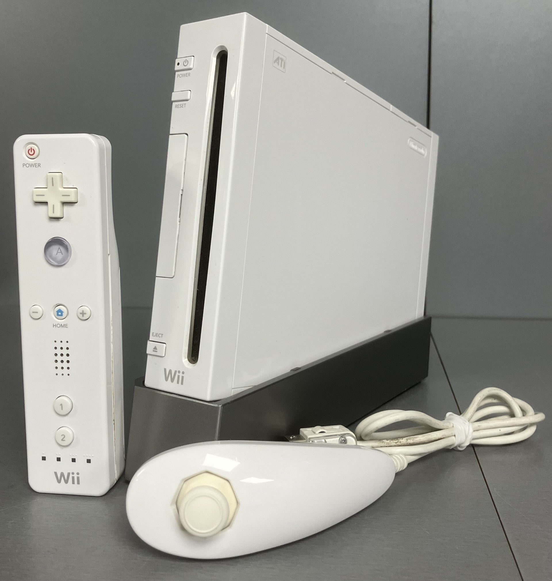 Nintendo Wii Gaming Console ** Unboxed **