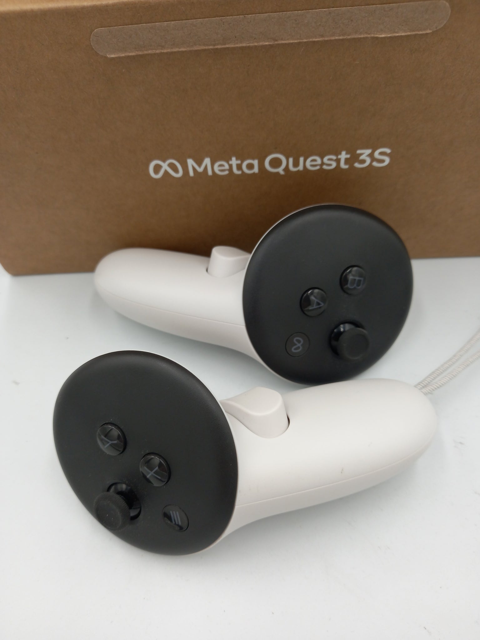 Meta Quest 3S VR Headset (With Controllers) - 256GB,  **REALLY CLEAN CONDITION** BOXED