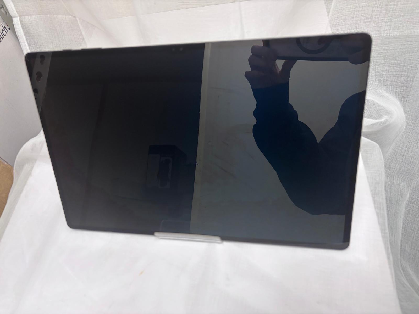 Samsung Galaxy Tab S8 Ultra 14.6 Inch, WiFi, 256GB