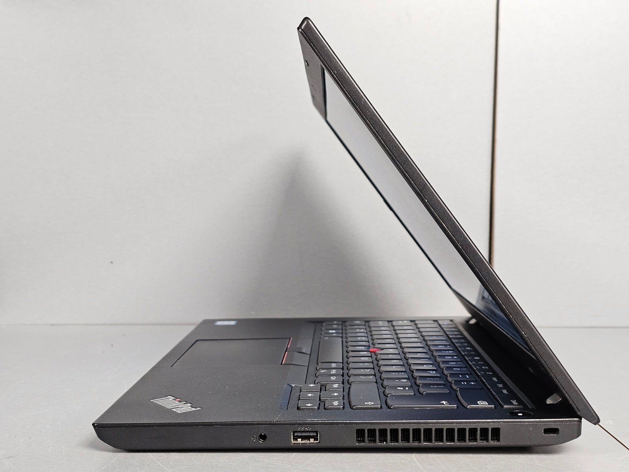 Lenovo ThinkPad L480 - 14" - Intel Core i3 - 8130U - 8 GB RAM - 256 GB SSD - 4G LTE