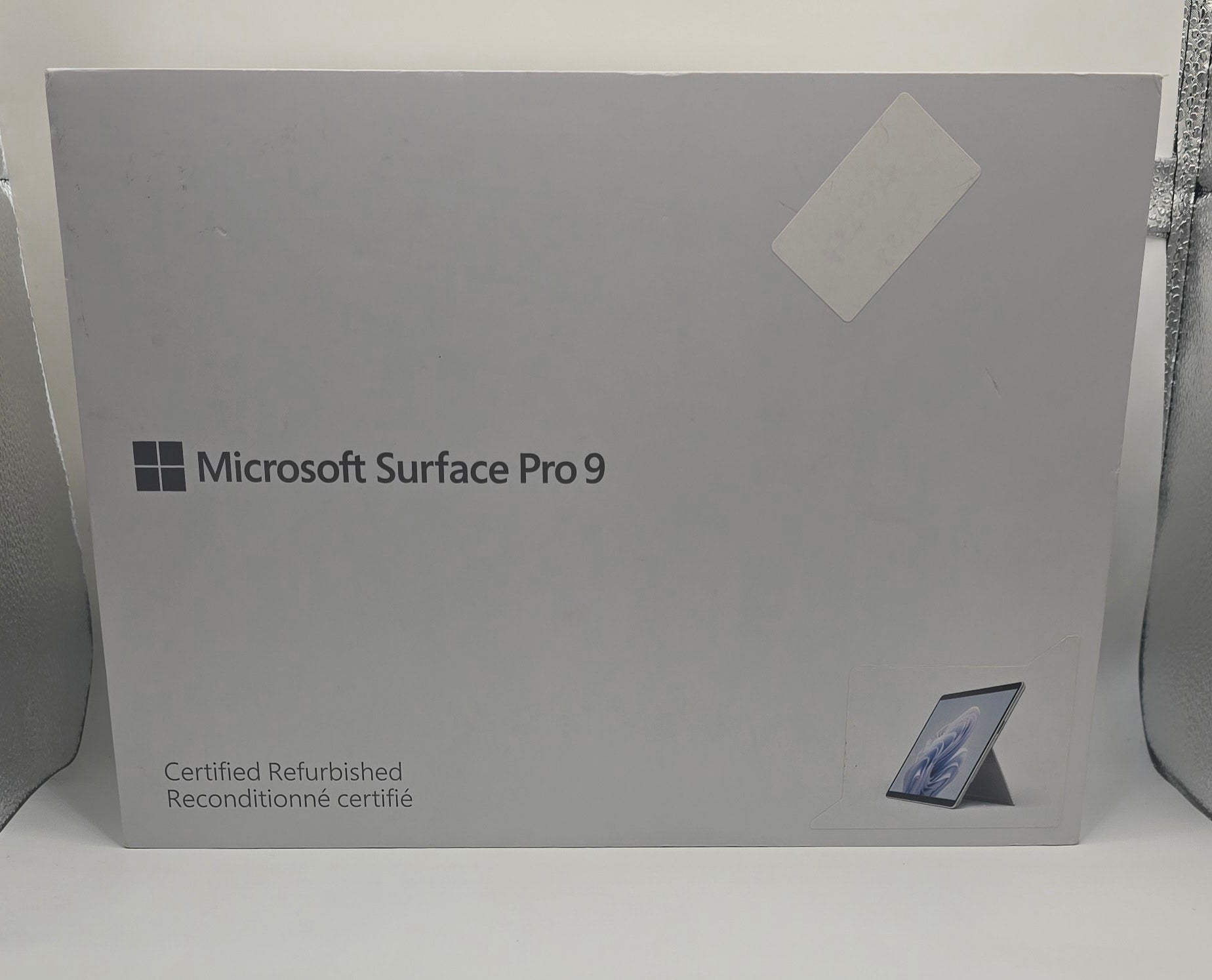 Microsoft Surface Pro 9 - Microsoft Refurbished - Boxed - Immaculate