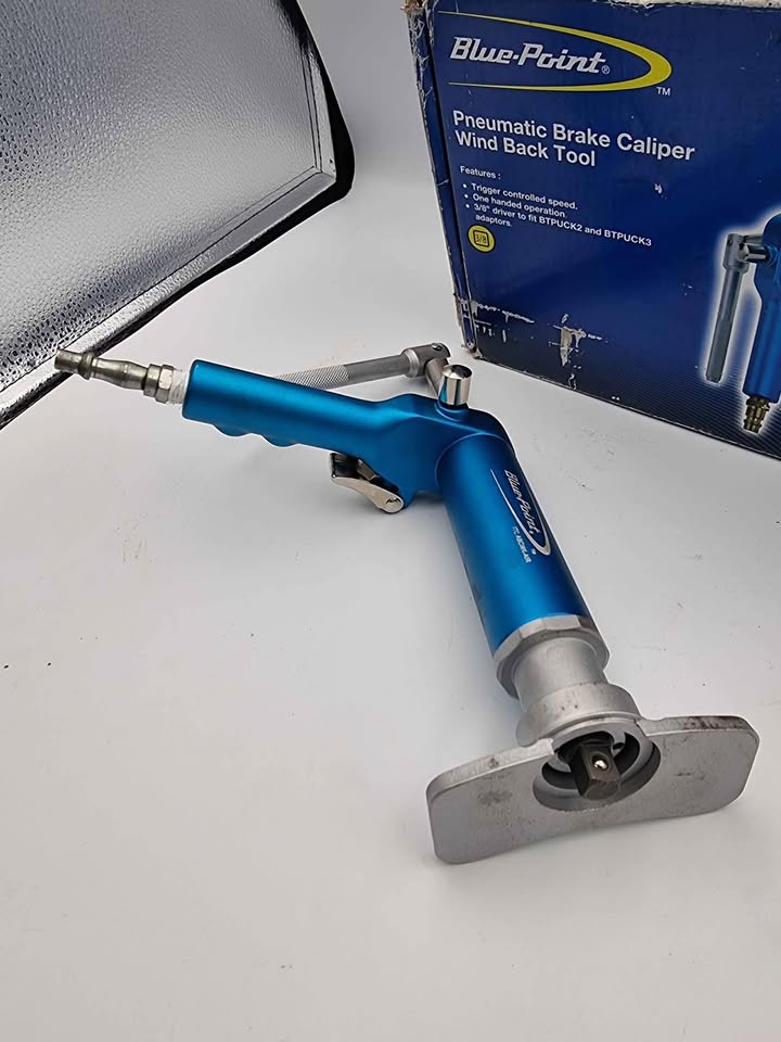 Bluepoint (Snap On) Pneumatic Air Powered Brake Piston Wind Back Tool - Boxed In Excellent Condition