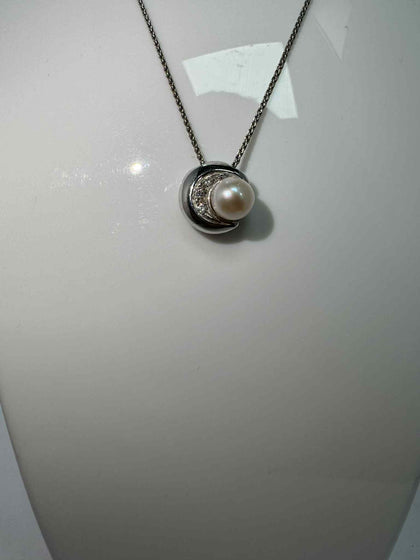 18ct gold necklace ( white gold) (6.44g)