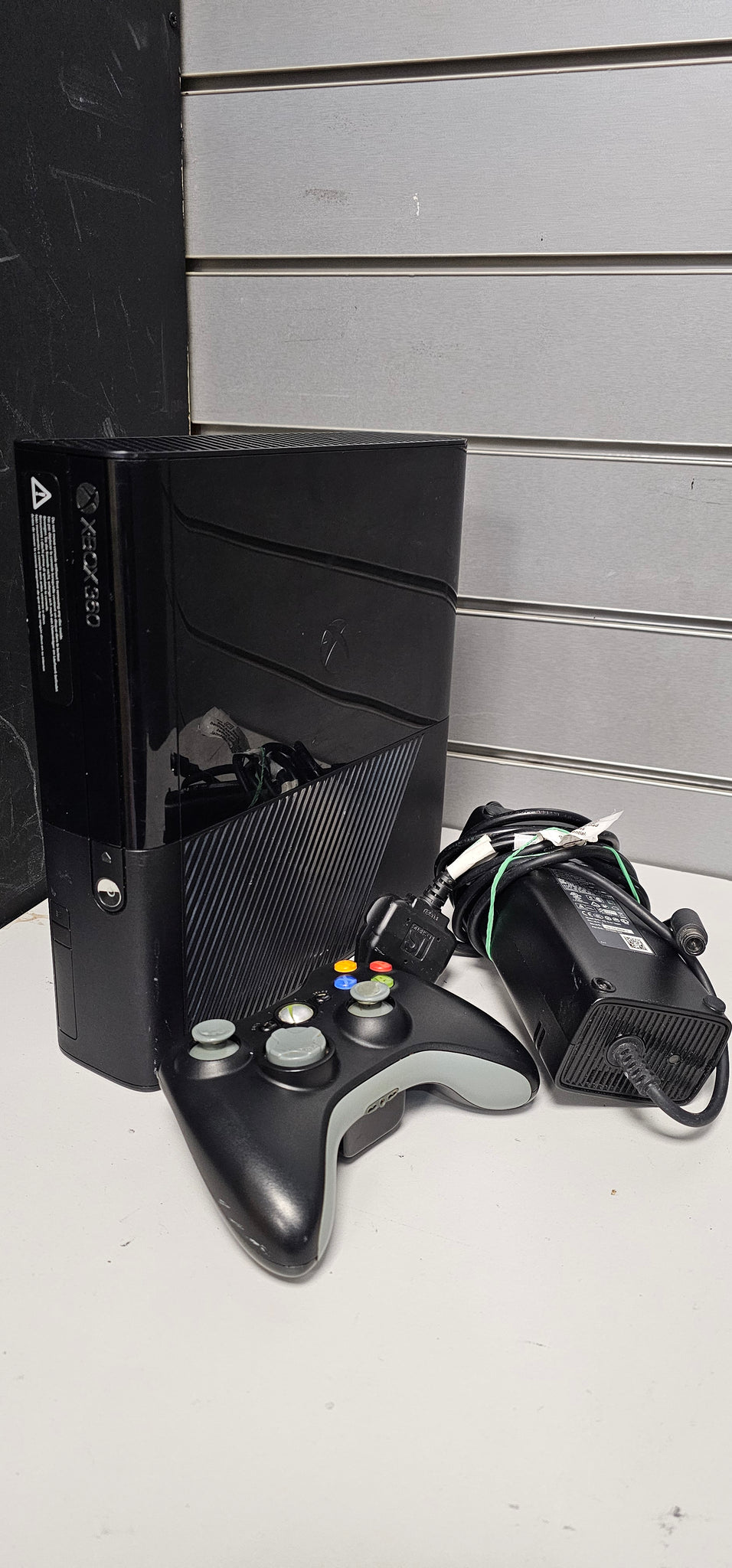 Xbox 360 E 500GB