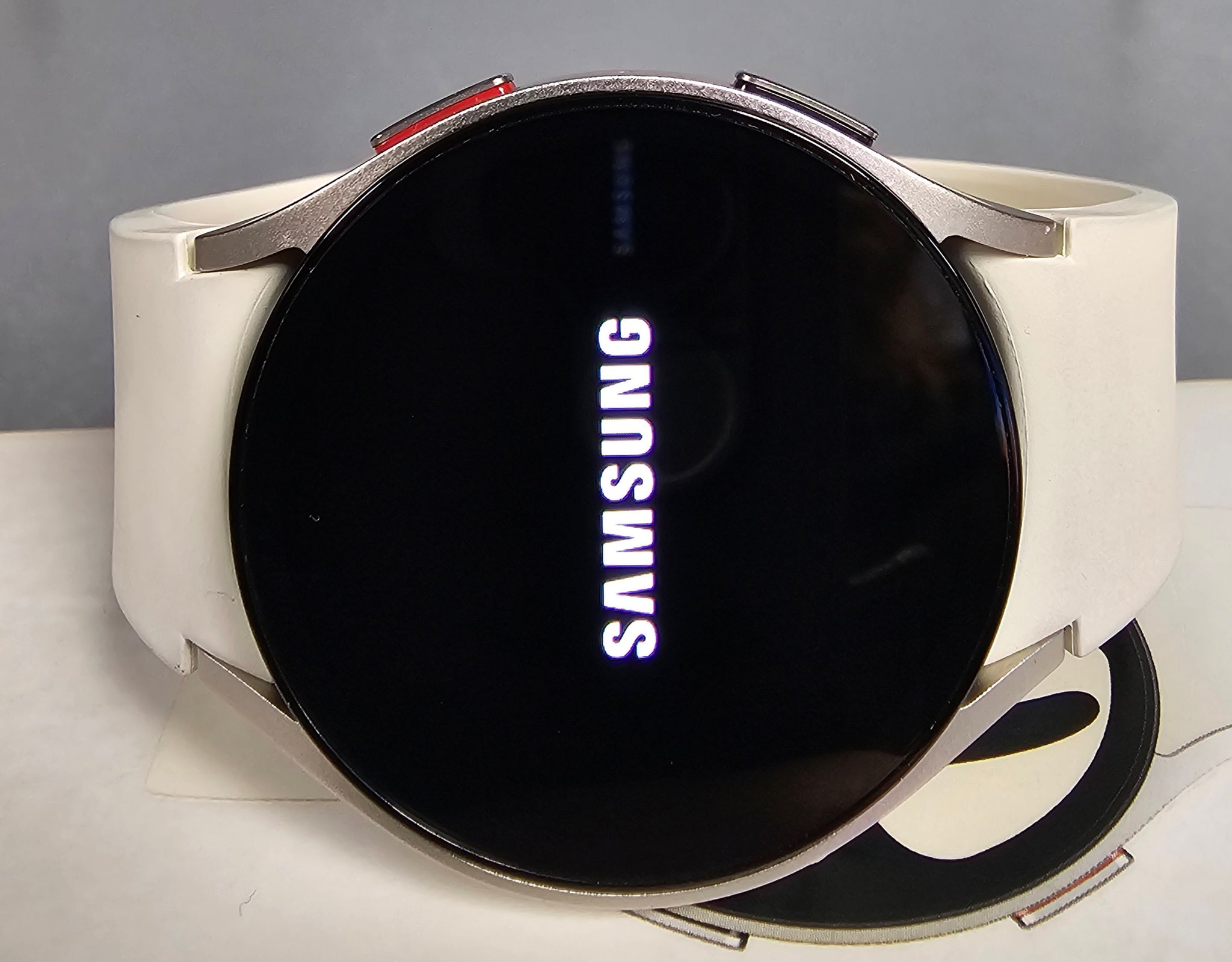 **Sale** Samsung Galaxy Watch6 - 40 mm Gold