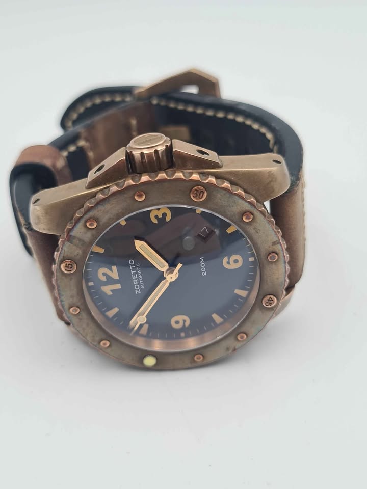 Zoretto Indy Bronze Mens Chunky Divers 200M Automatic Watch With Exhibition Caseback - Unboxed