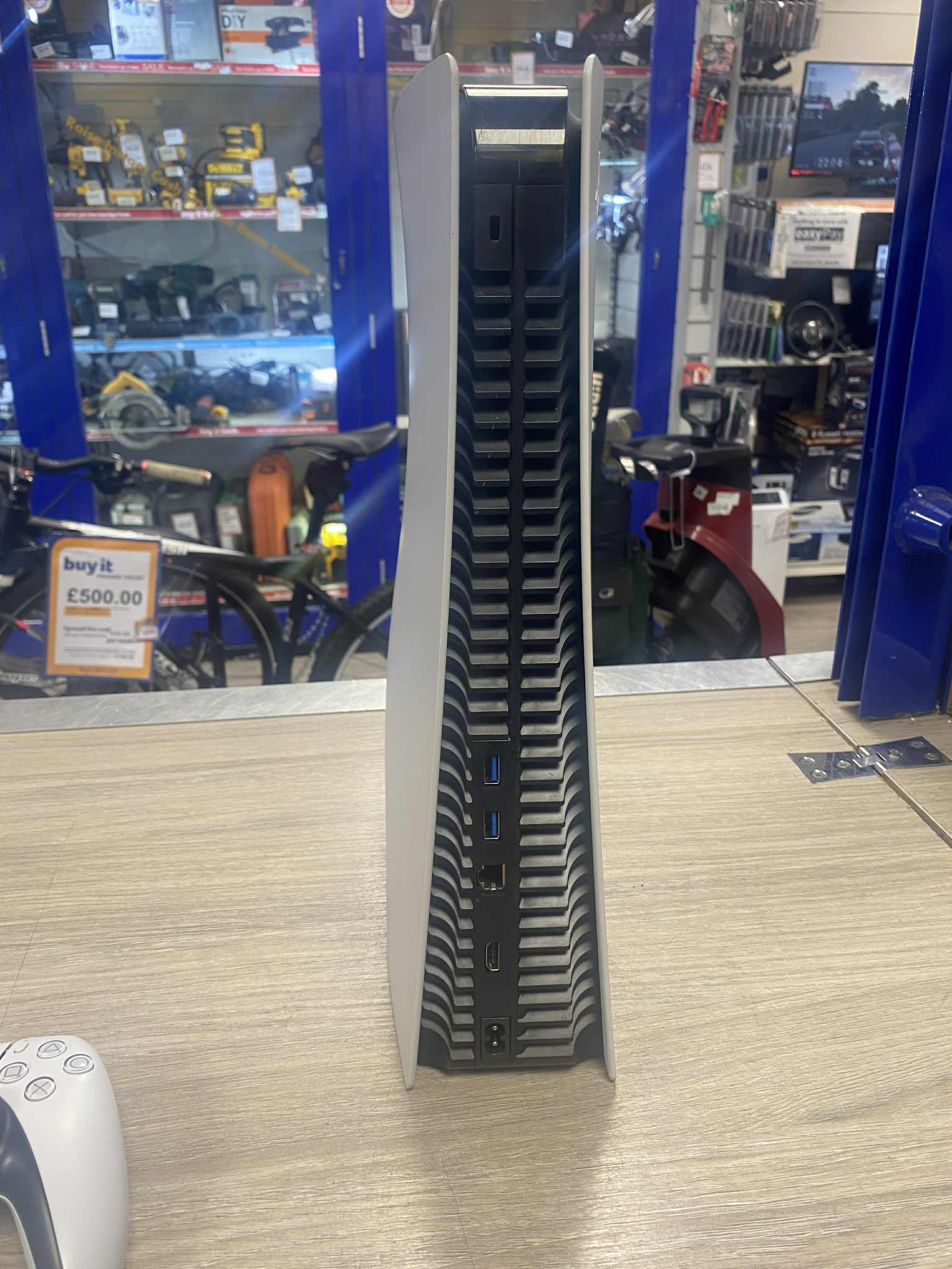 PS5 cunky w/disc + pad