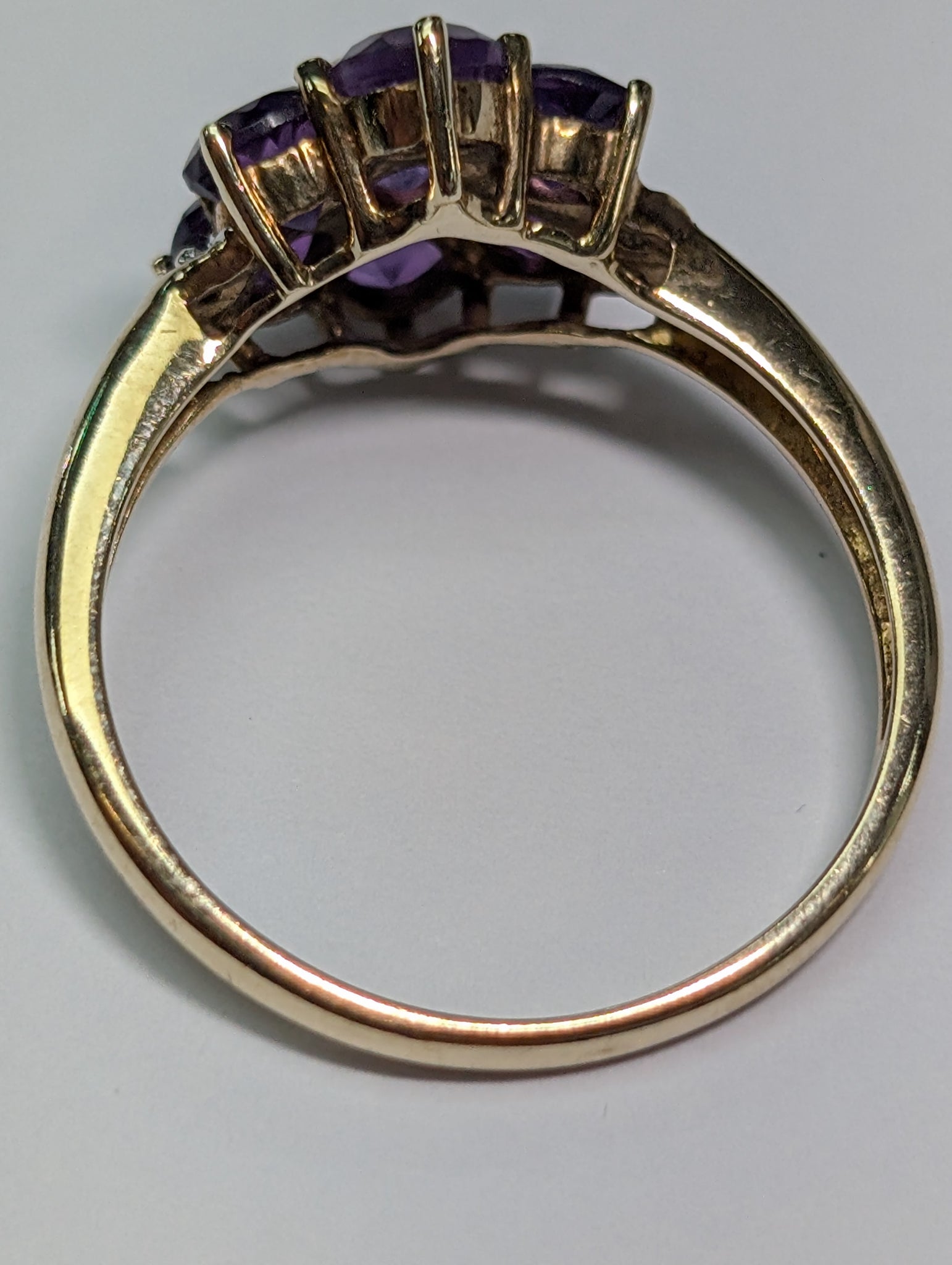 9Ct Ring purple stone size p 1/2