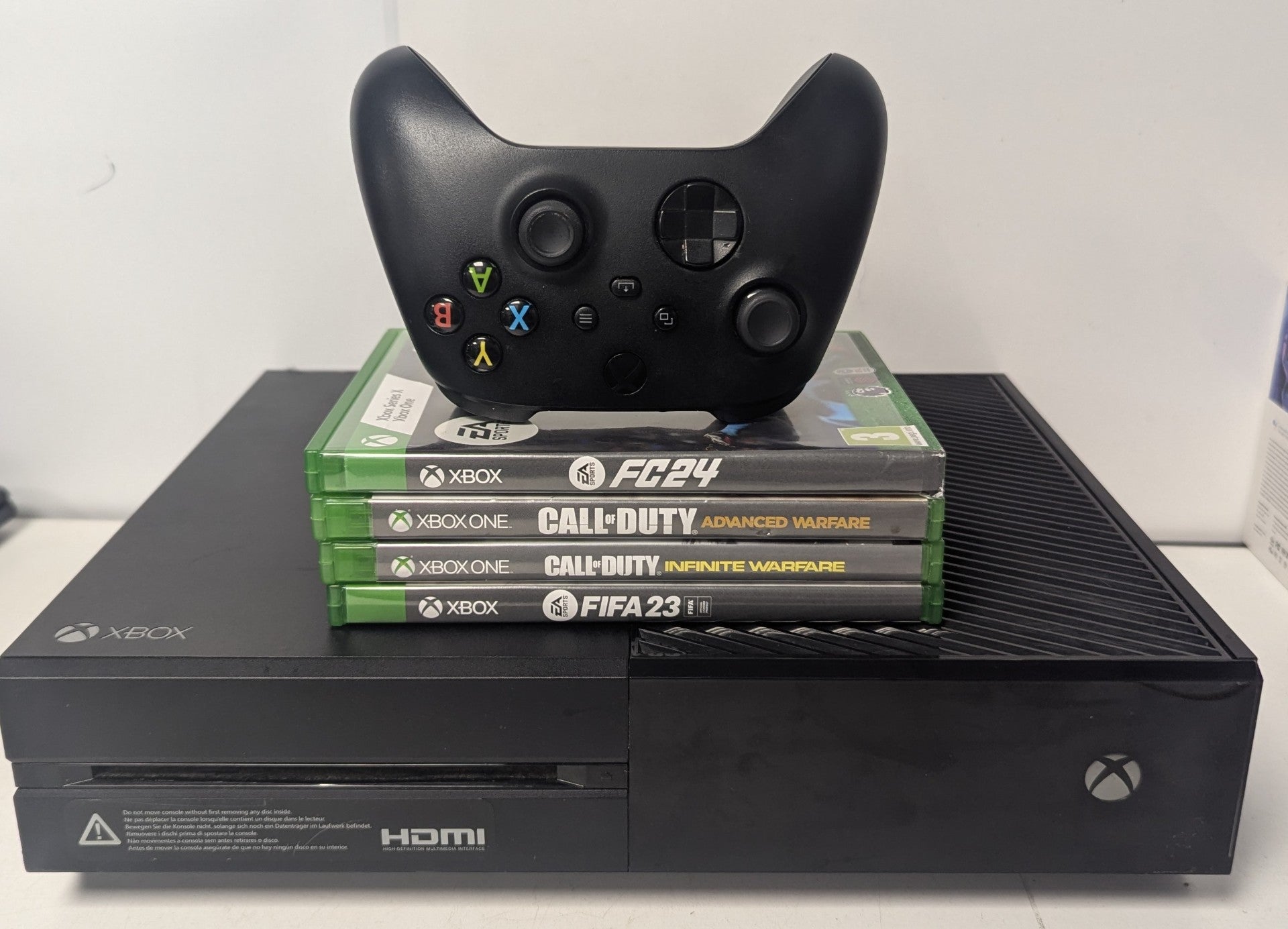 Xbox One 500GB Console & 4 Games