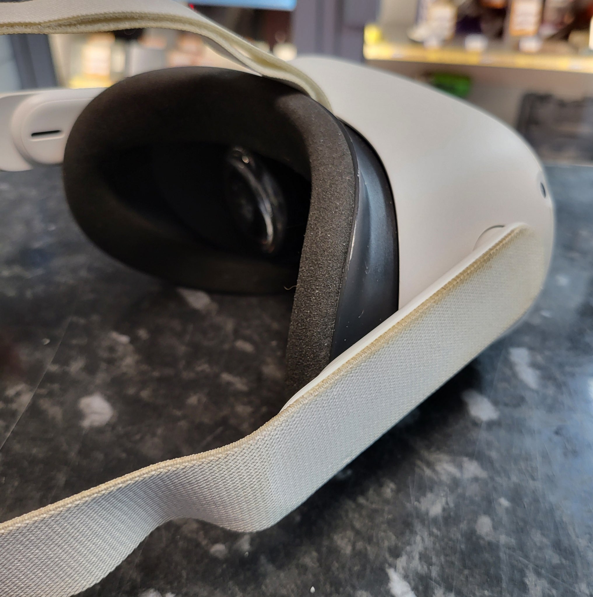 Meta/Oculus Quest 2 VR Headset (With Controllers) - 128GB