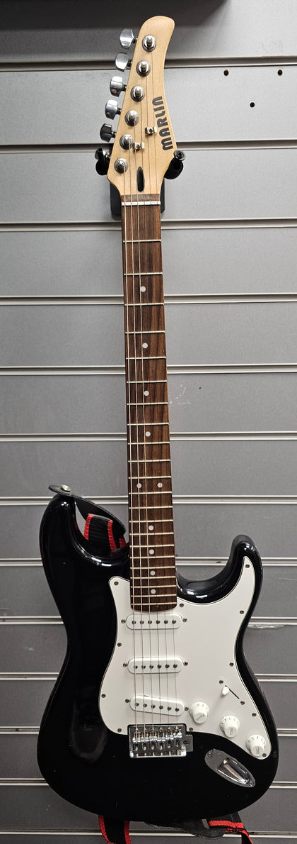 Marlin Stratocaster Electric Guitar Black.