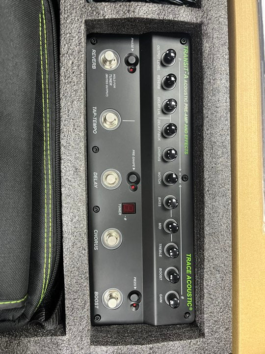 TRACE ACOUSTIC TRANSIT-A ACOSUTIC PRE AMP AND EFFECTS