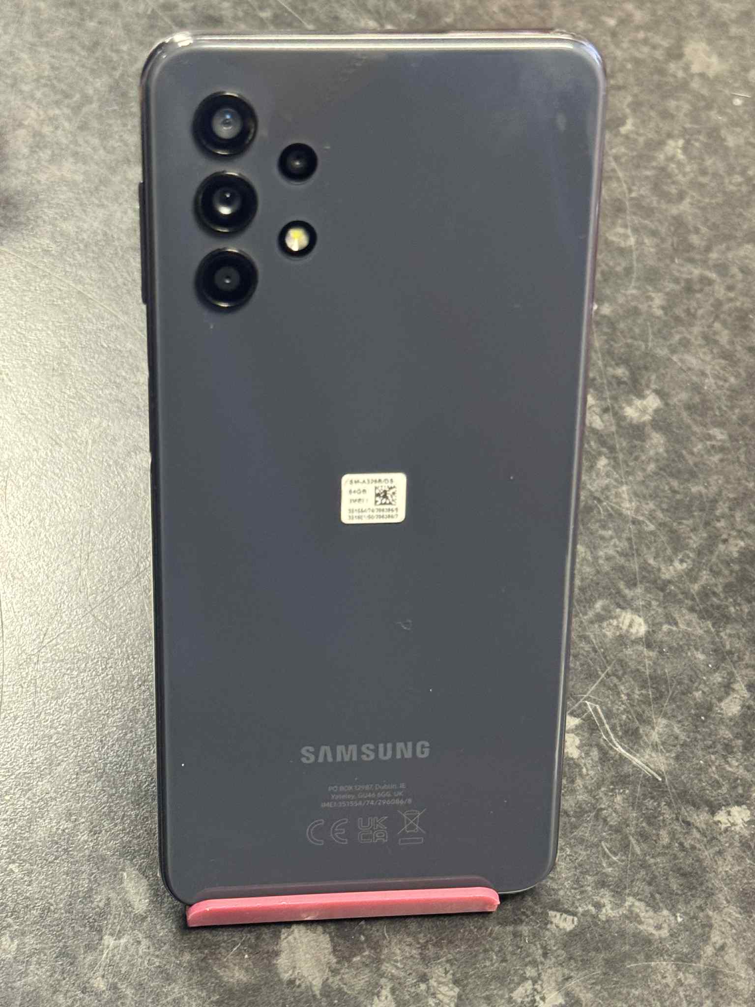 Samsung Galaxy A32 - Unlocked, 64GB (Grade B)