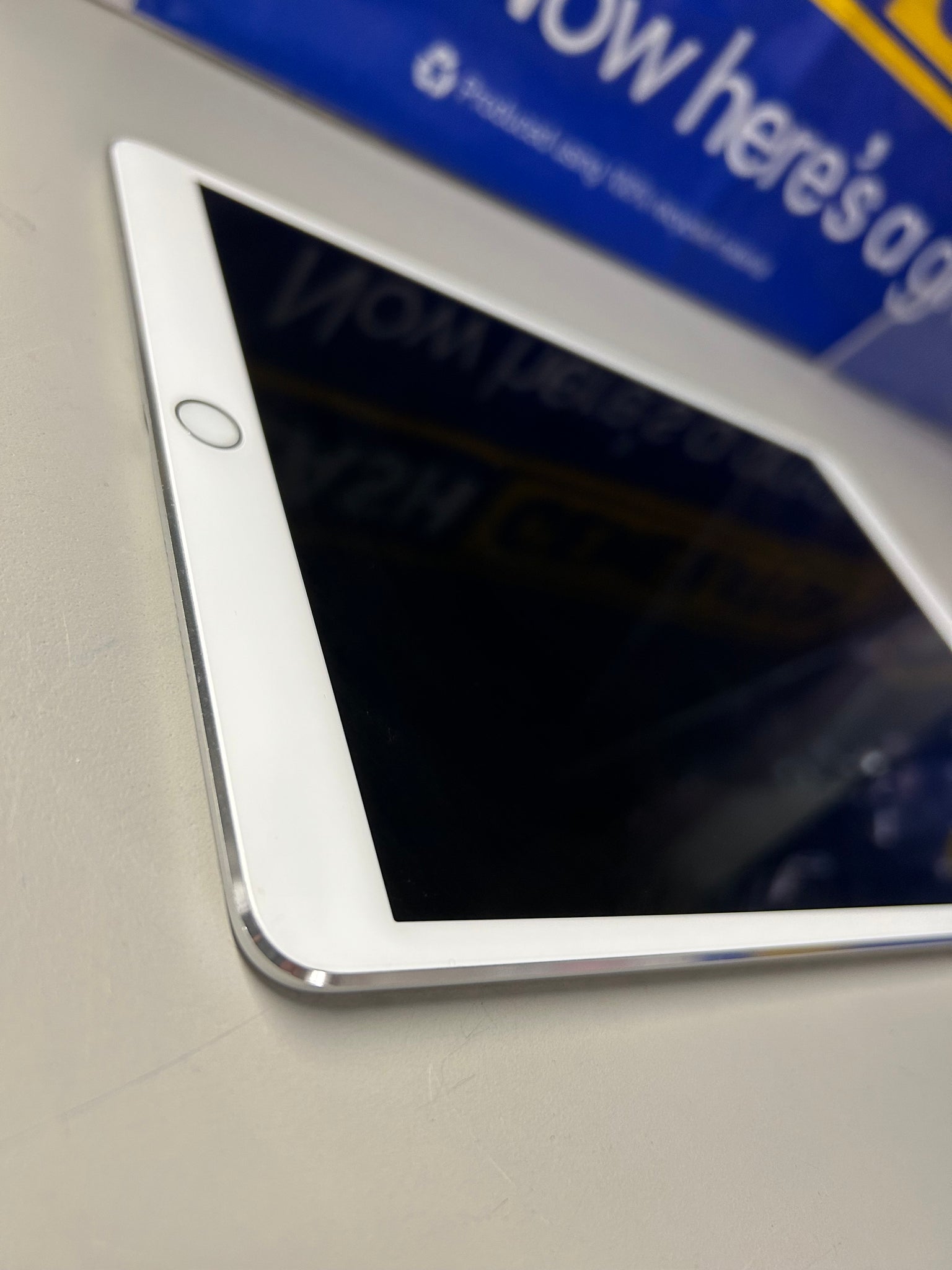 iPad Pro 10.5" 1st Gen (A1701) 256GB - Silver, WiFi