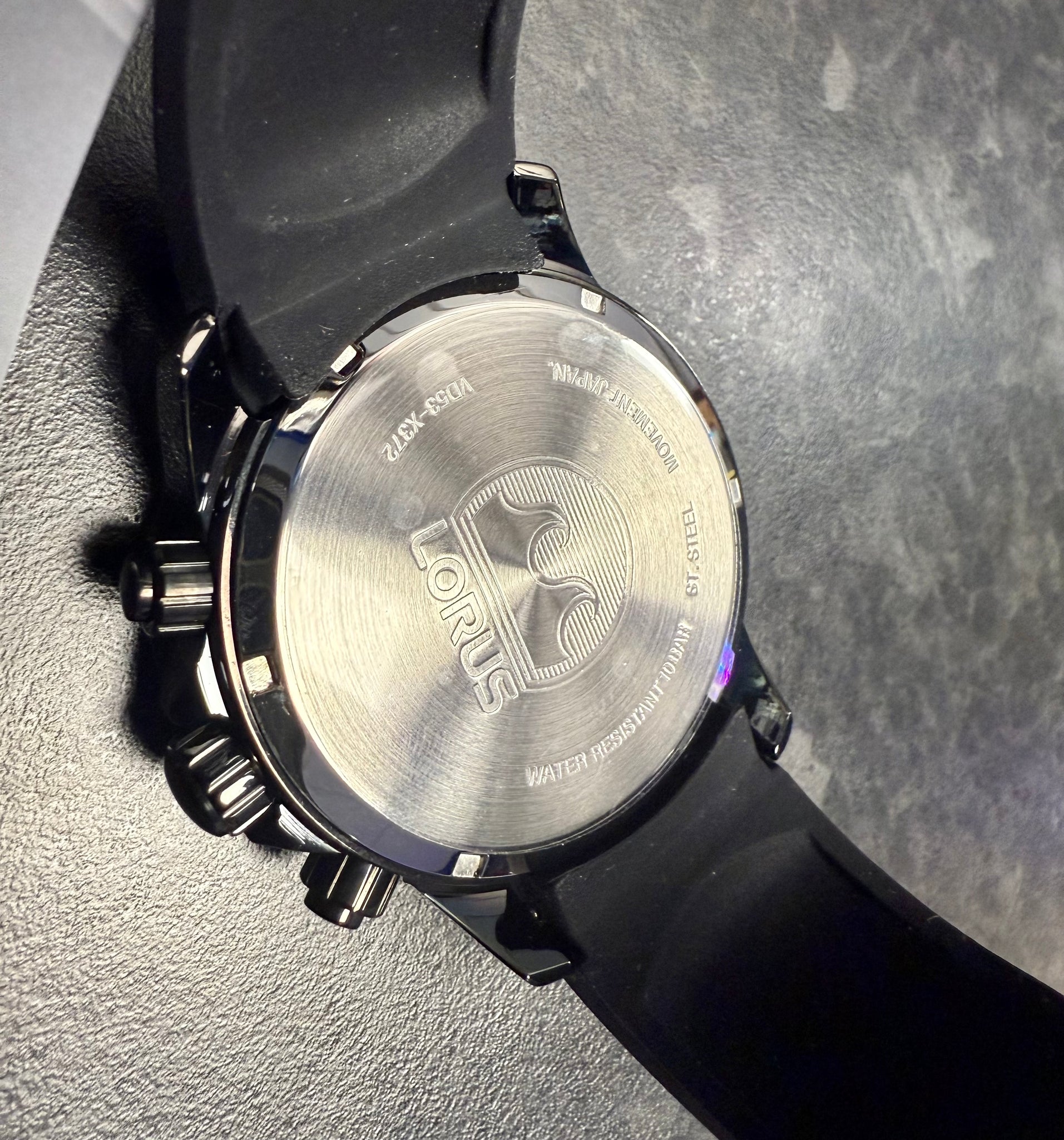 Lorus Men's Sports Chronograph Watch RT347JX9- NEW