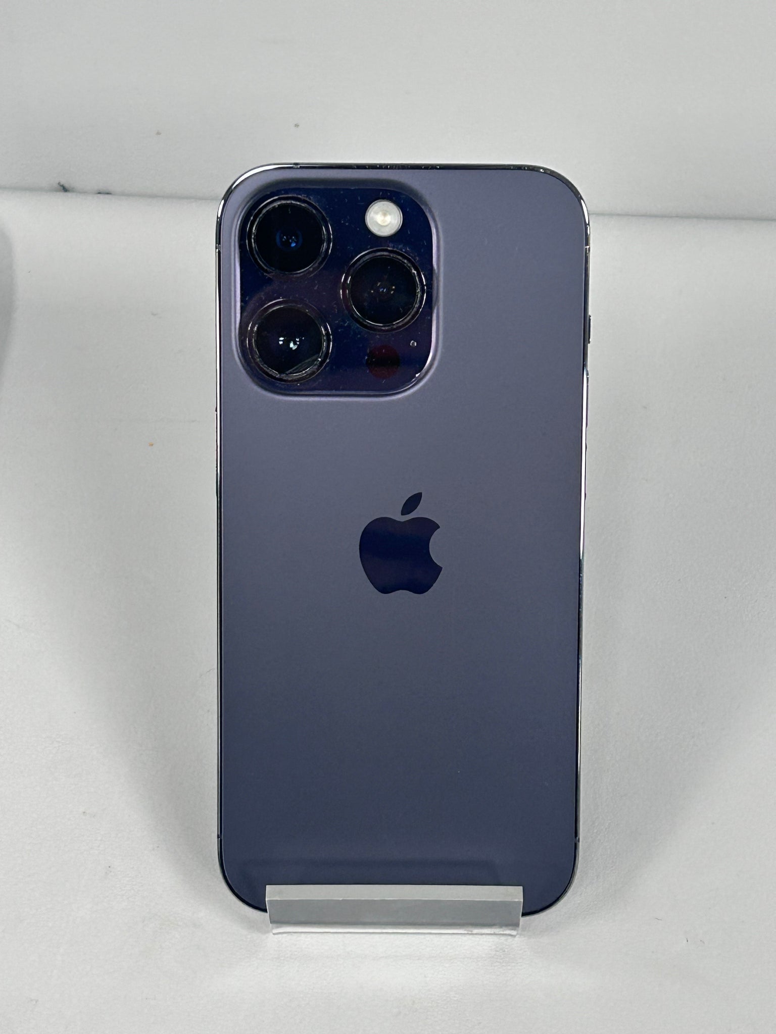 Apple iPhone 14 Pro (87% Batery Health)