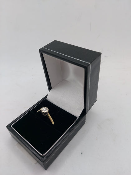 9ct Yellow Gold Ladies Ring With Stone (Not Diamond) - Size P - 1.97 Grams