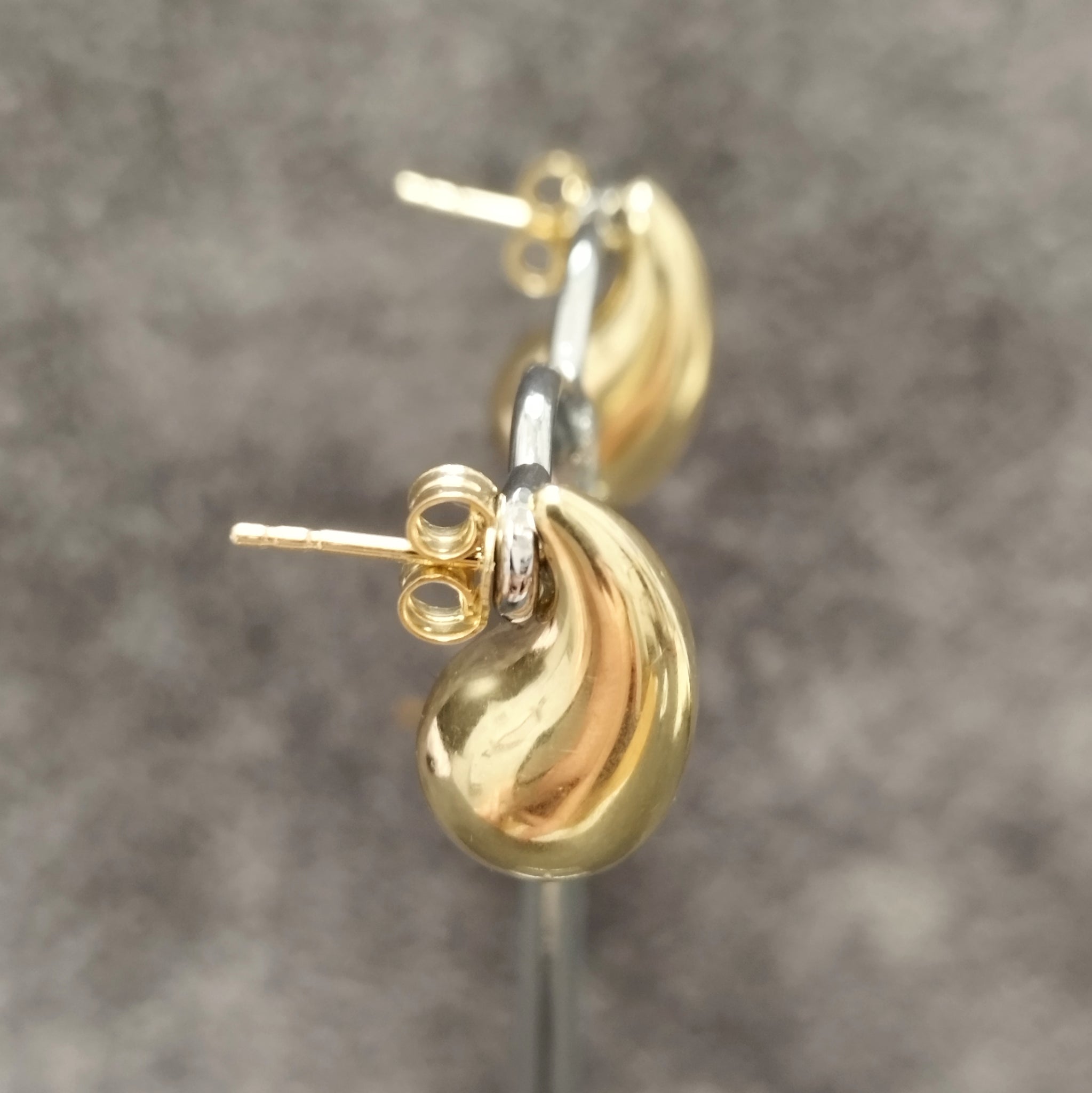 9ct Yellow Gold Hollow Rounded Teardrop Stud Earrings