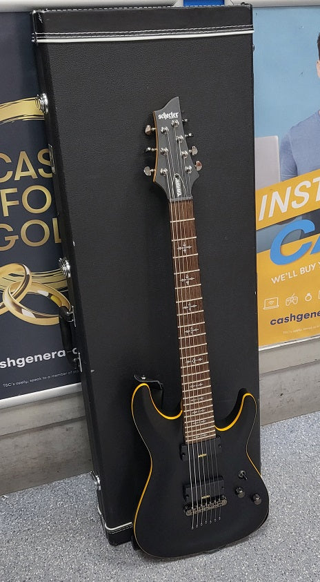 Schecter Diamond Series エレキギター ブラック schecter diamond series 7 string demon - Black With Yellow Trim
