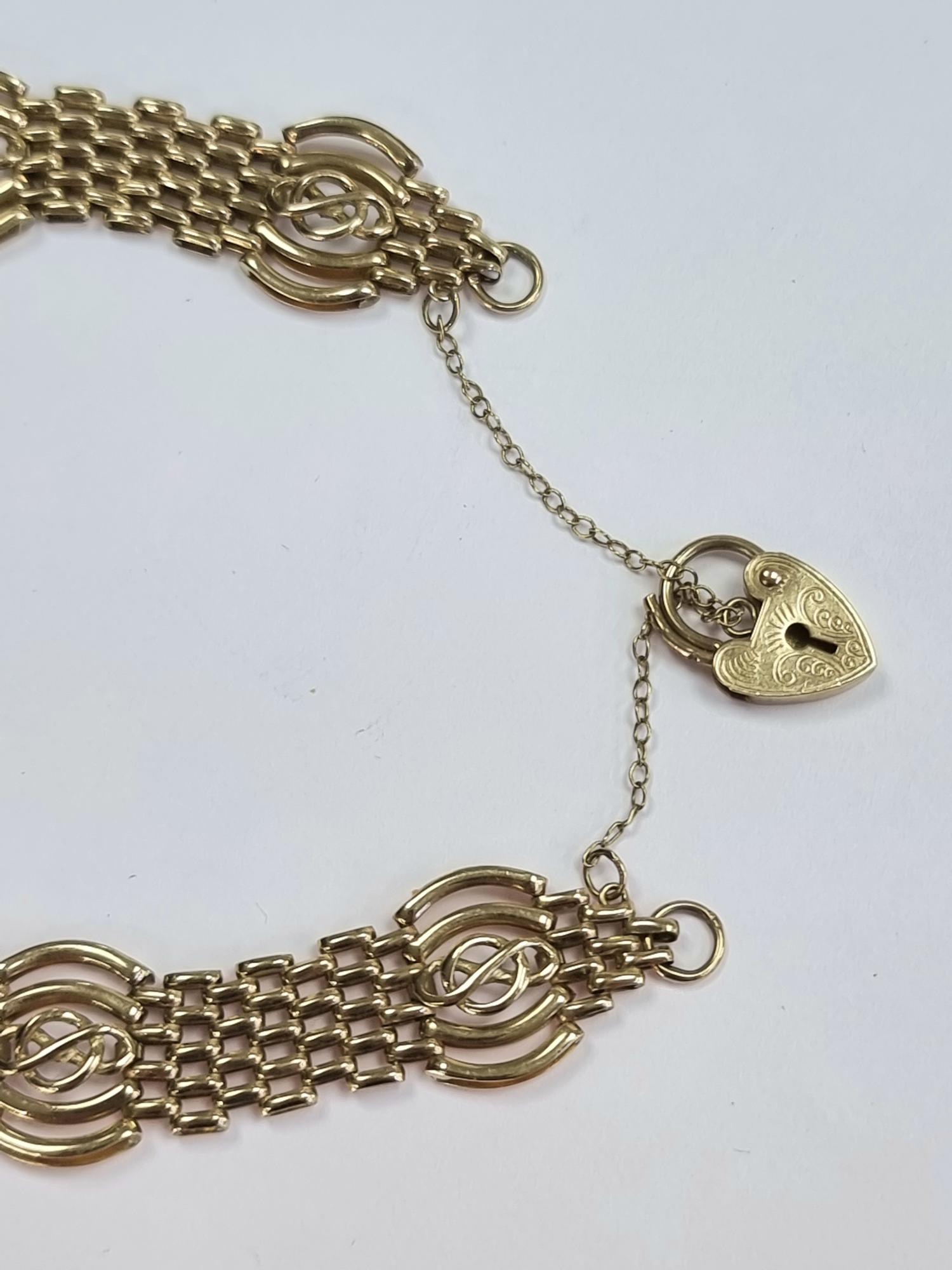 9ct Gold Gate Bracelet
