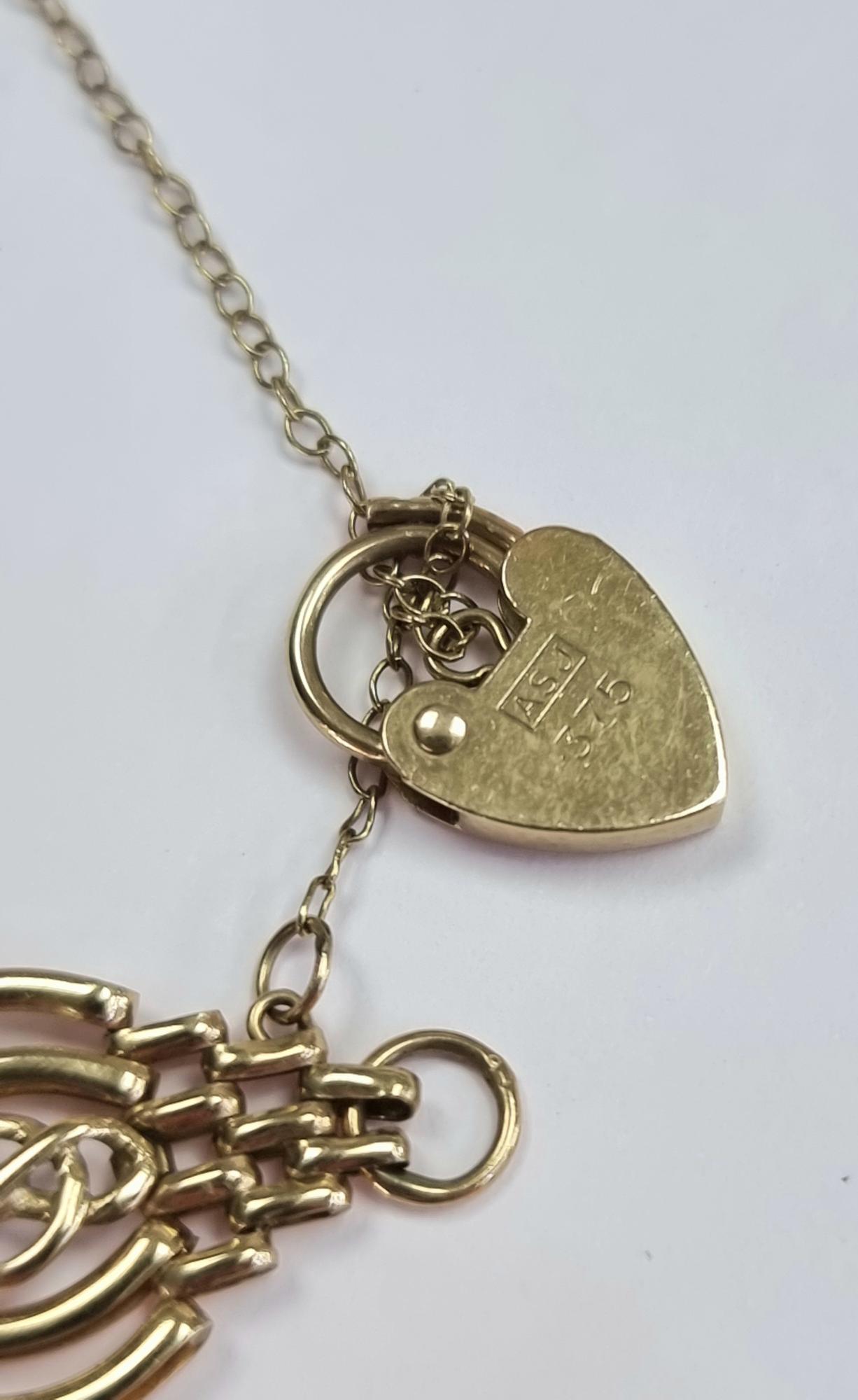 9ct Gold Gate Bracelet