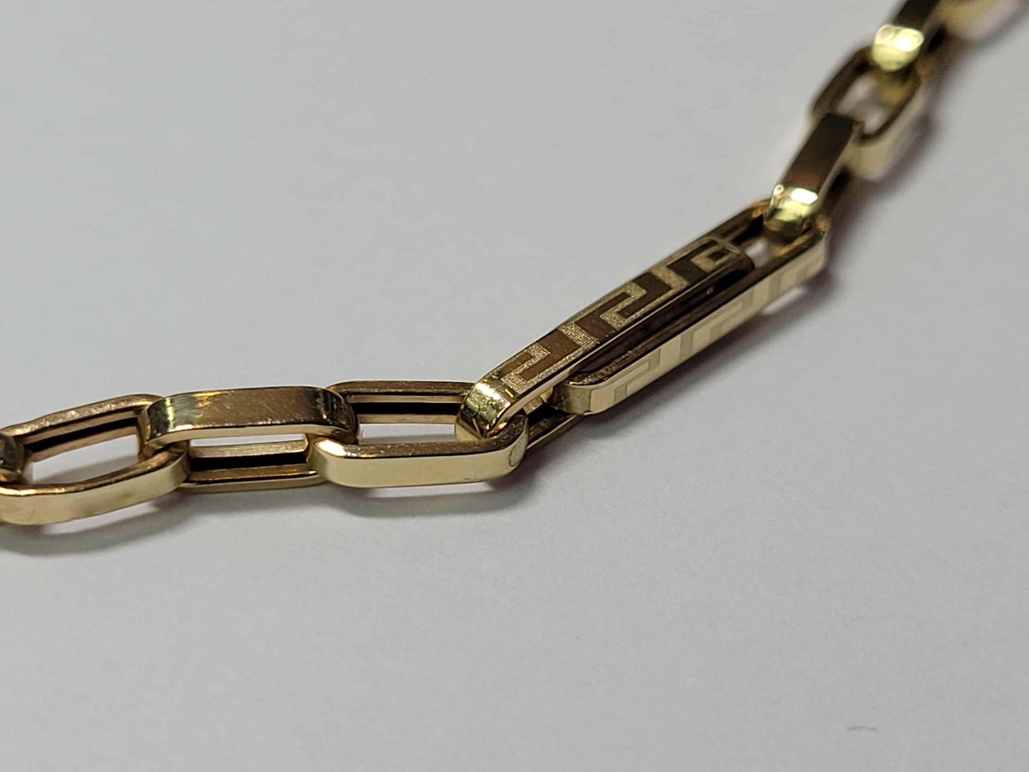 14ct Greek Patterned Box Chain 22"