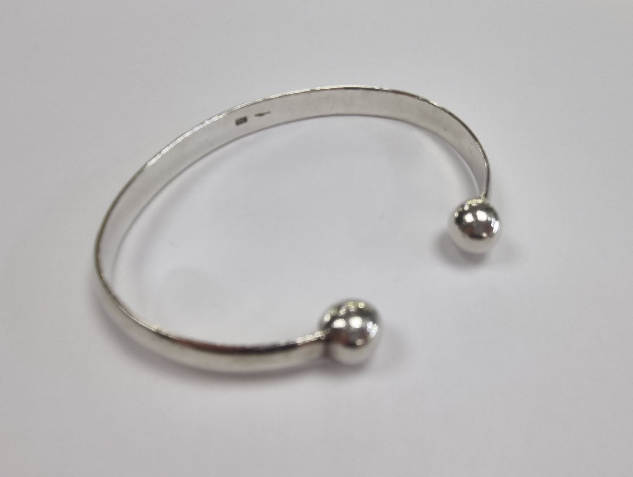 SILVER BANGLE 925