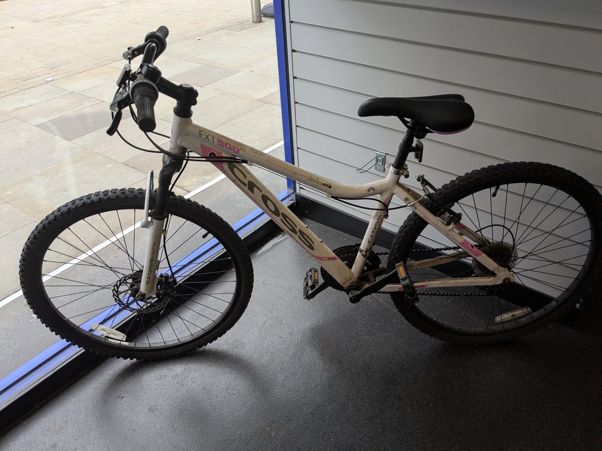 Cross FXX 900 Bike